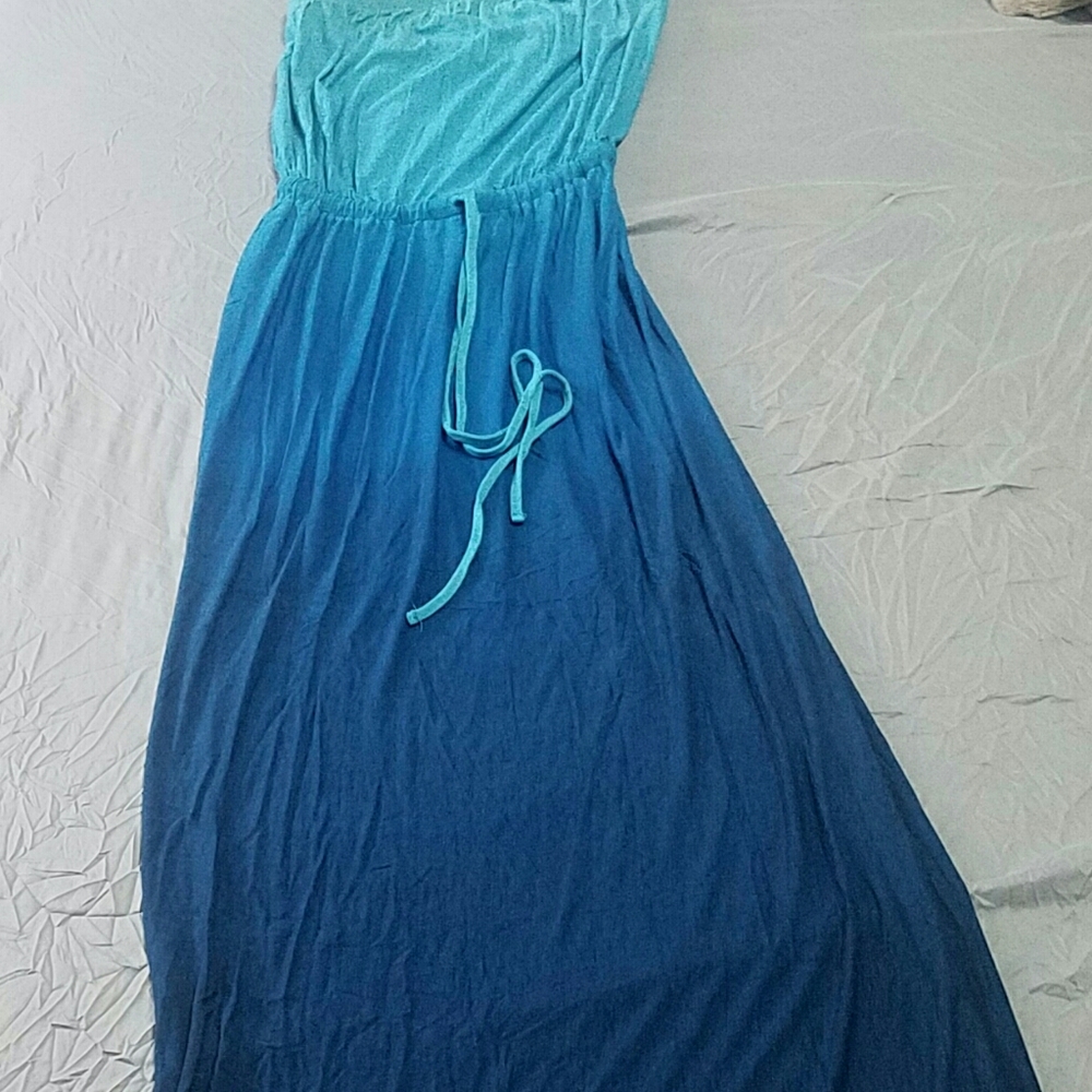 STRAPLESS MAXI DRESS
